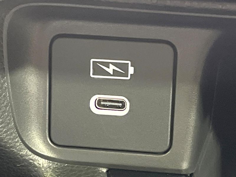 2024 Honda Vezel 6AA-RV5 (UW-6a6c141782da8)[26]