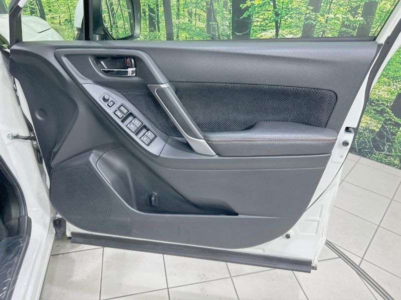 2017 Subaru Forester DBA-SJ5 (UW-6a6c143059615)[22]
