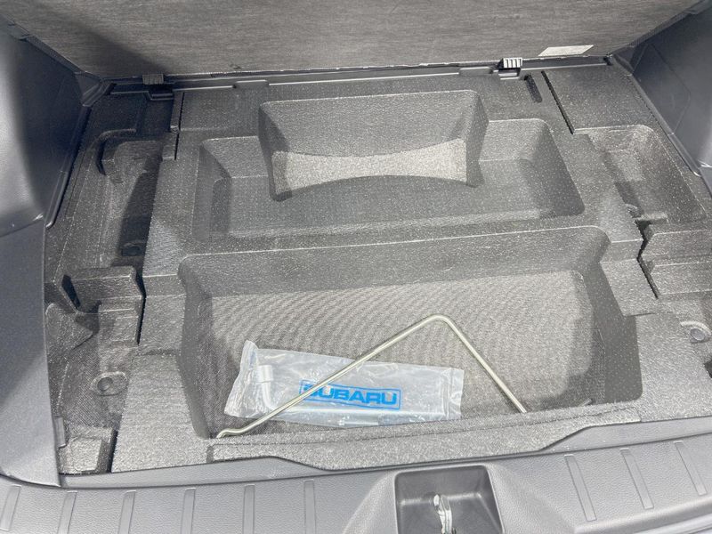2017 Subaru Forester DBA-SJ5 (UW-6a6c143059615)[13]
