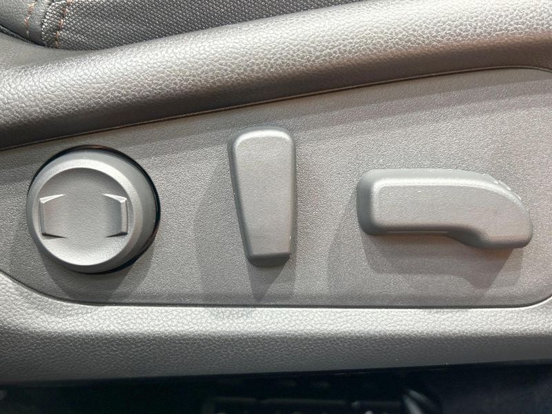 2026 Subaru Forester 5AA-SLG (UW-6a6c143692429)[23]