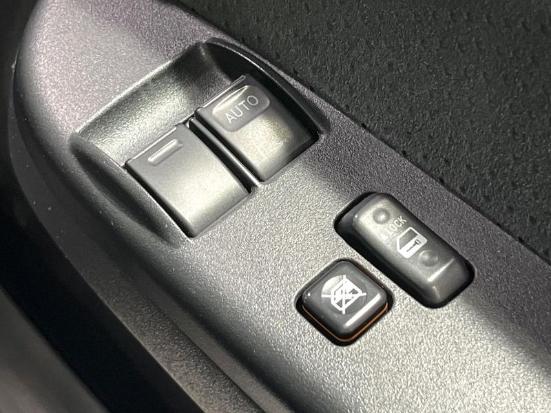 2019 Toyota Hiace Van CBF-TRH200V (UW-6a6c1441096d0)[20]