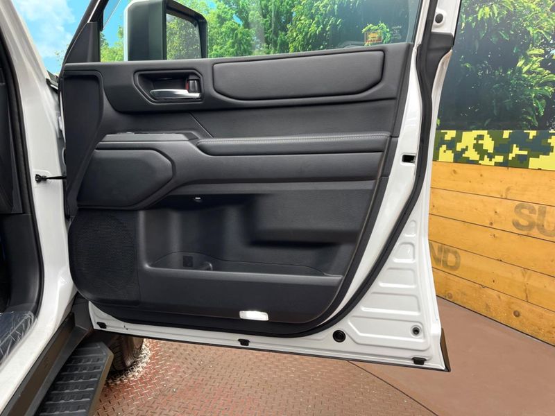 2024 Toyota Land Cruiser 250 3BA-TRJ250W (UW-6a6c144c02453)[28]