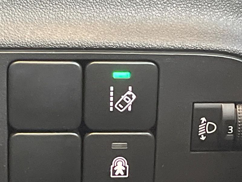 2018 Citroen C3 ABA-B6HN01 (UW-6a6c145912677)[27]