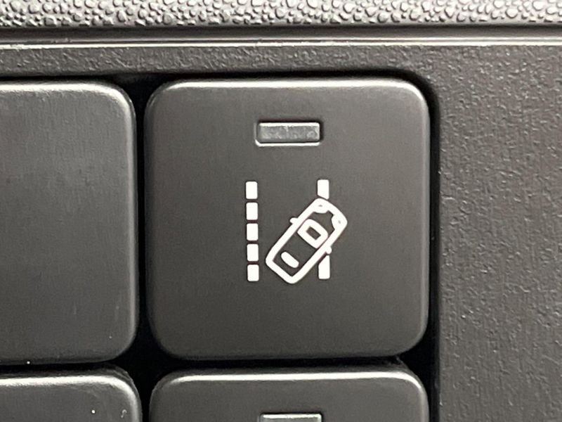2019 Citroen C3 ABA-B6HN01 (UW-6a6c1459393ad)[17]