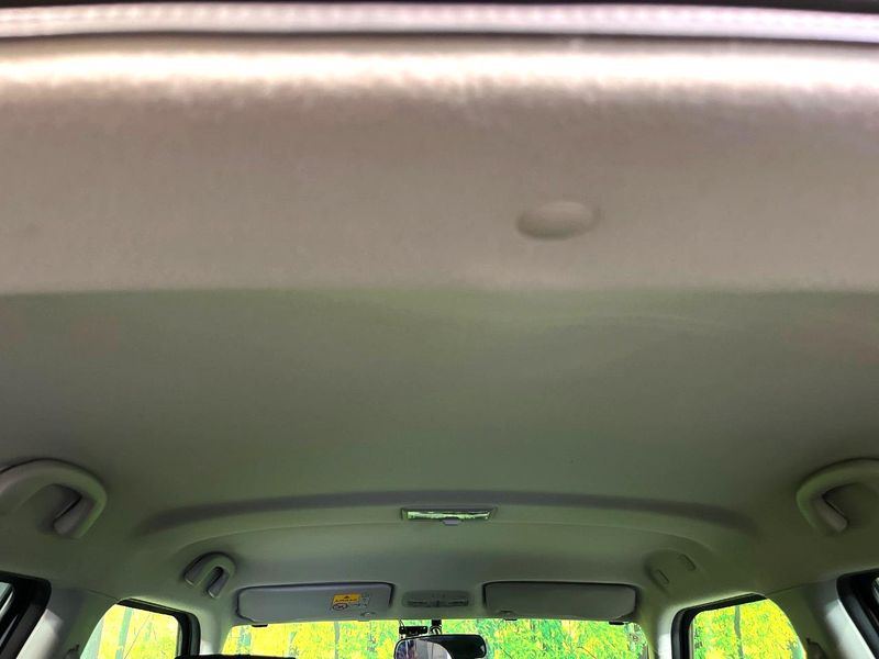 2013 Suzuki Swift DBA-ZC72S (UW-6a6c148a5239c)[27]