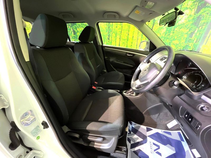 2013 Suzuki Swift DBA-ZC72S (UW-6a6c148a5239c)[22]