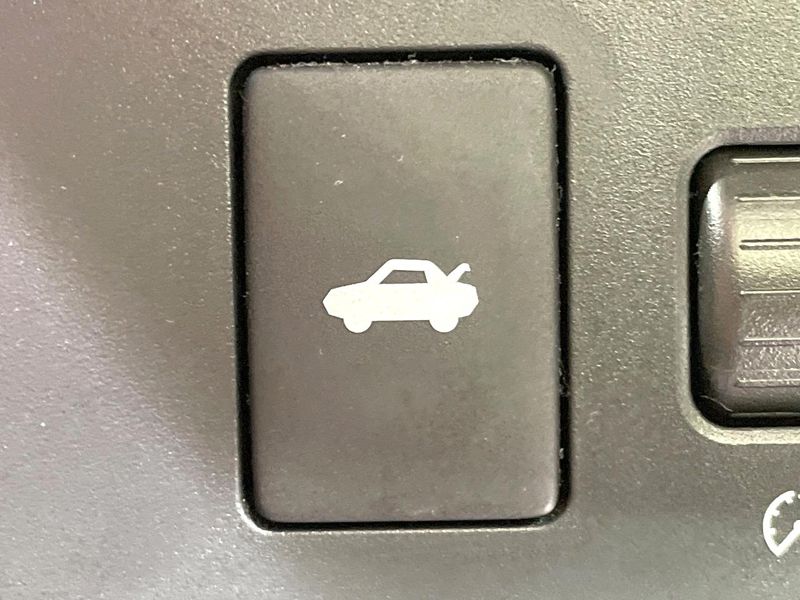 2012 Toyota 86 DBA-ZN6 (UW-6a6c148f8e612)[28]
