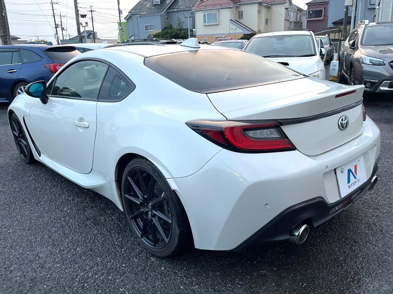 2024 Toyota GR86 3BA-ZN8 (UW-6a6c14942eda0)[17]