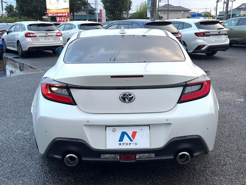 2024 Toyota GR86 3BA-ZN8 (UW-6a6c14942eda0)[14]
