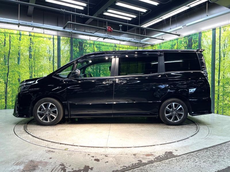 2020 Toyota Voxy 3BA-ZRR80W (UW-6a6c14a66c8b0)[8]