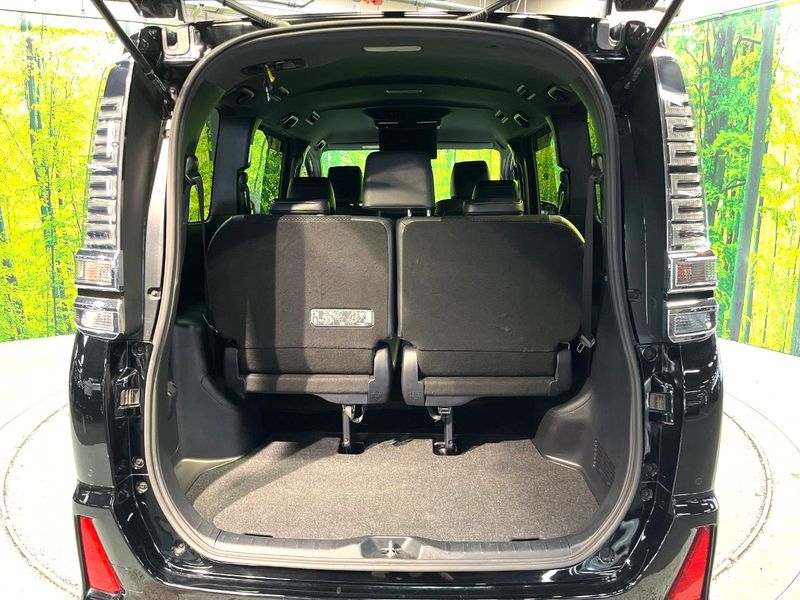 2020 Toyota Voxy 3BA-ZRR80W (UW-6a6c14a66c8b0)[16]