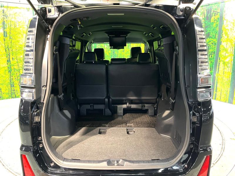 2020 Toyota Voxy 3BA-ZRR80W (UW-6a6c14a66c8b0)[14]