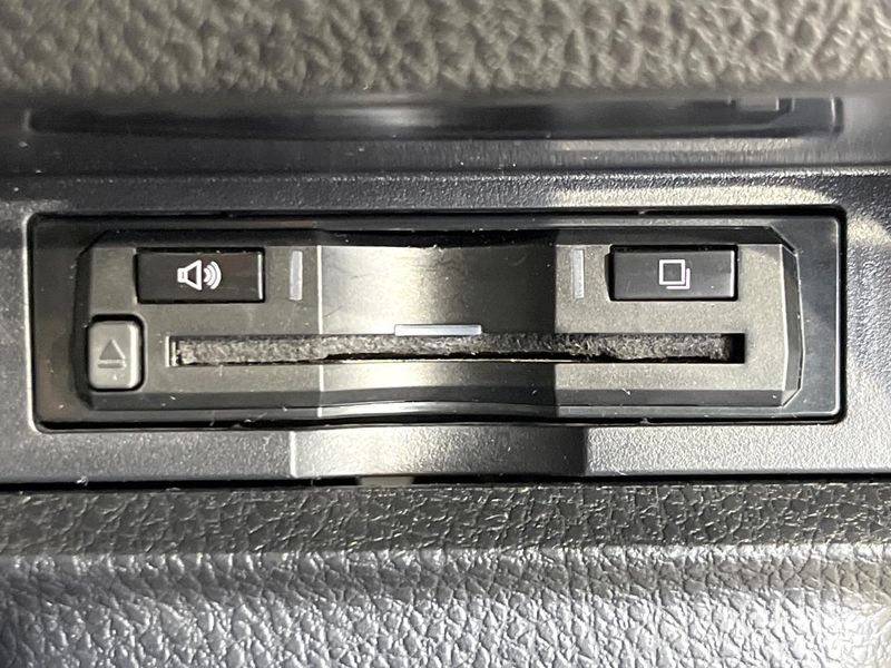 2019 Toyota Voxy DBA-ZRR85W (UW-6a6c14aa4b559)[18]