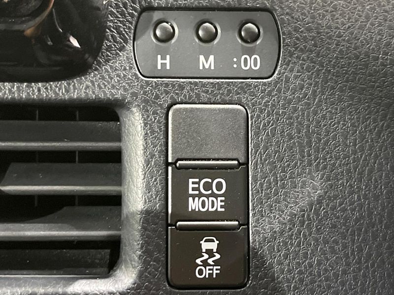 2019 Toyota Voxy DBA-ZRR85W (UW-6a6c14aa4b559)[19]