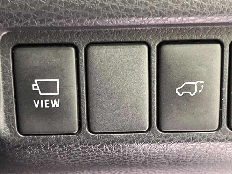 2017 Toyota Harrier DBA-ZSU60W (UW-6a6c14ae80753)[21]