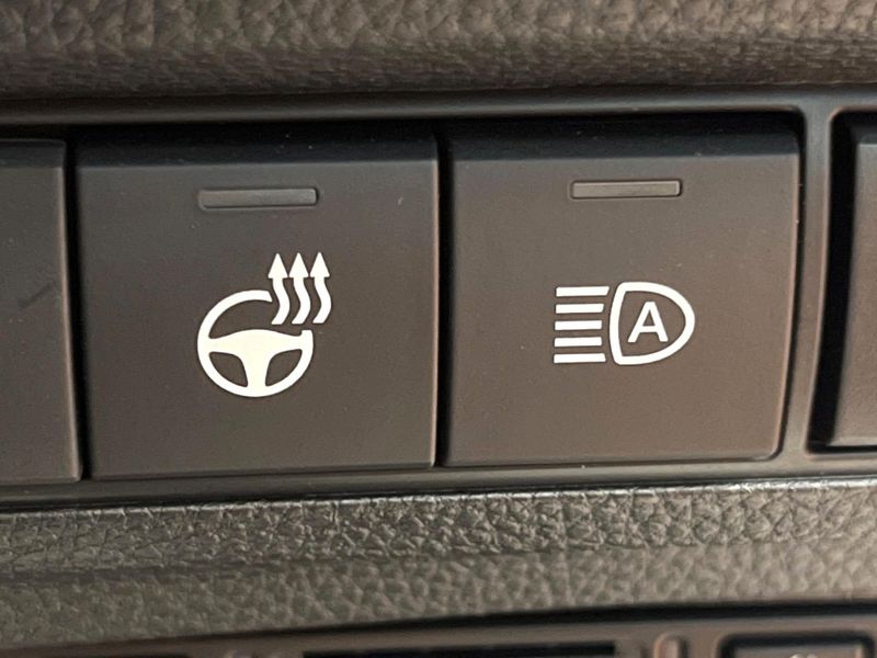 2025 Toyota Corolla Cross 6AA-ZVG13 (UW-6a6c14b48b38d)[24]