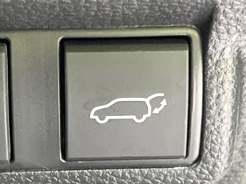 2025 Toyota Corolla Cross 6AA-ZVG13 (UW-6a6c14b48bc96)[20]
