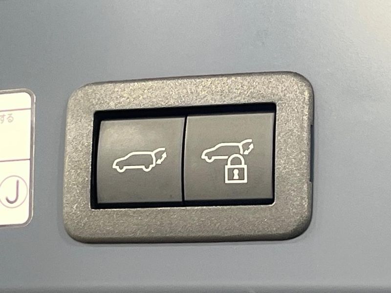2024 Toyota Corolla Cross 6AA-ZVG16 (UW-6a6c14b845d18)[8]