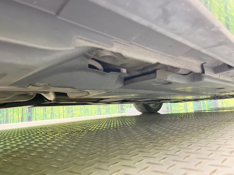 2016 Toyota Prius DAA-ZVW50 (UW-6a6c14c39774a)[20]