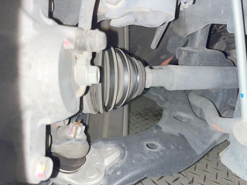 2016 Toyota Prius DAA-ZVW50 (UW-6a6c14c39774a)[6]