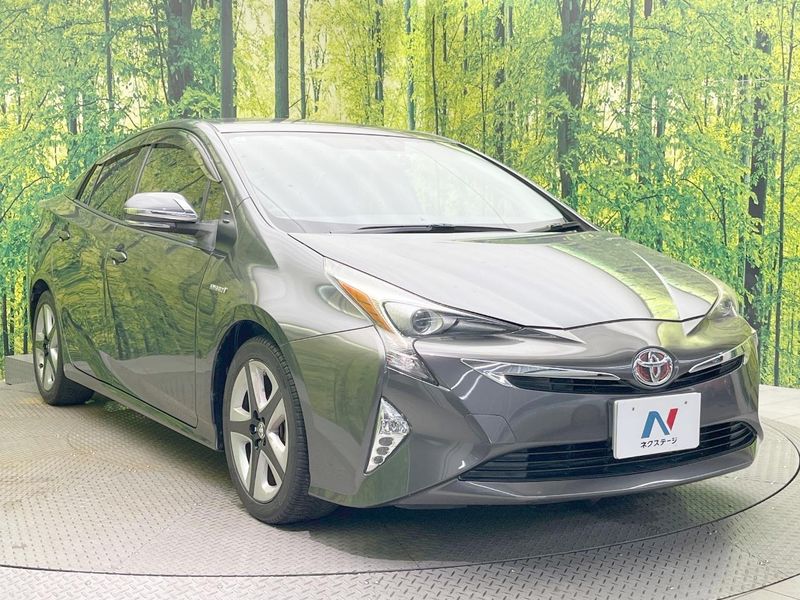 2016 Toyota Prius DAA-ZVW50 (UW-6a6c14c39774a)[9]