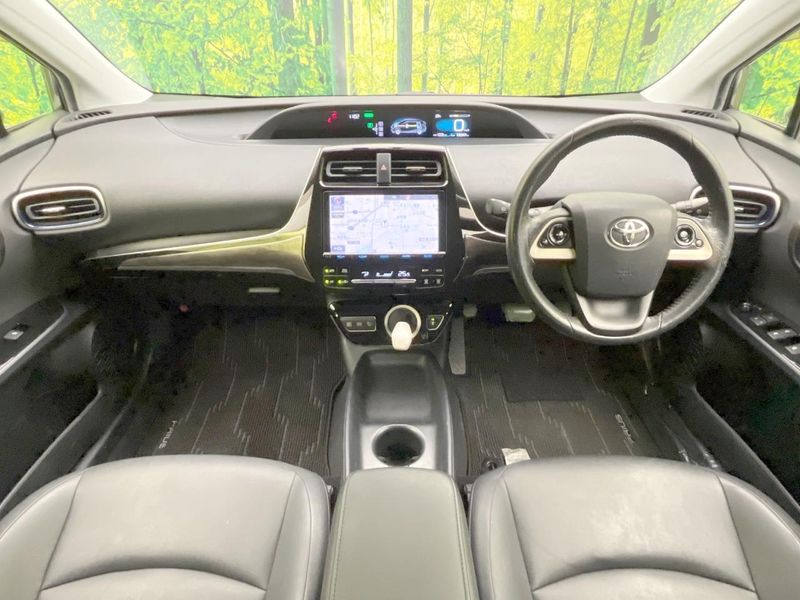 2016 Toyota Prius DAA-ZVW50 (UW-6a6c14c39774a)[24]