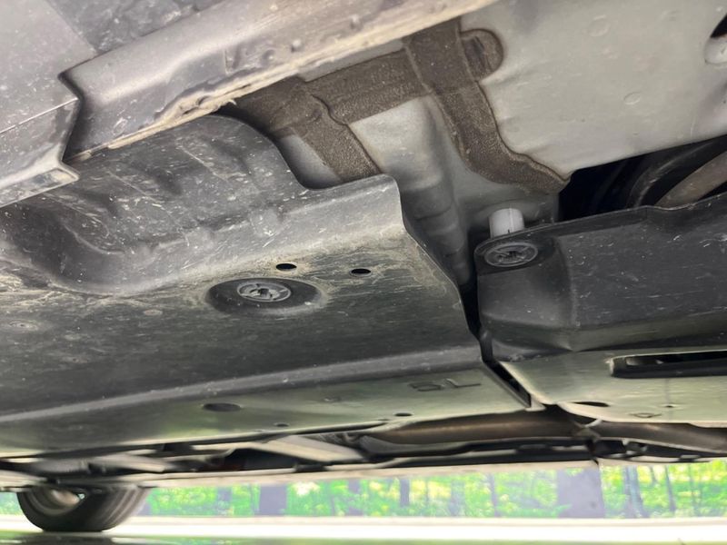 2021 Toyota Prius 6AA-ZVW51 (UW-6a6c14cc1a945)[11]