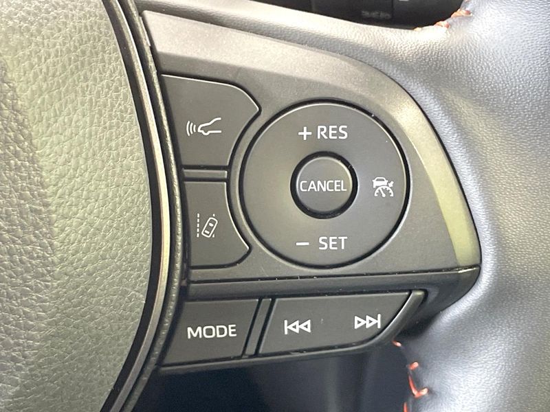 2022 Toyota Corolla Touring 6AA-ZWE211W (UW-6a6c14d61bd20)[28]