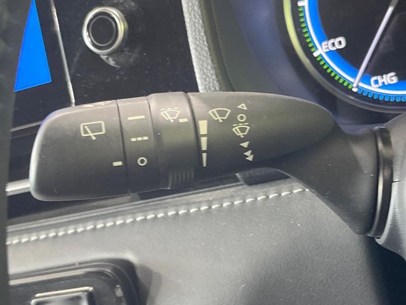 2023 Toyota Noah 6AA-ZWR90W (UW-6a6c14e6ad892)[25]