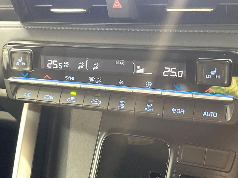 2025 Toyota Voxy 6AA-ZWR90W (UW-6a6c14ec07b71)[21]
