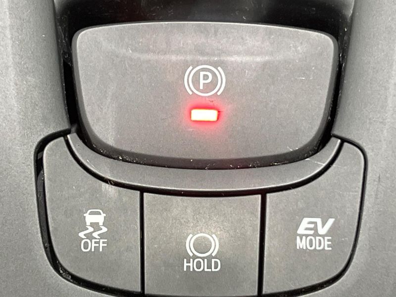 2018 Toyota C-HR DAA-ZYX10 (UW-6a6c14f49cb6f)[15]