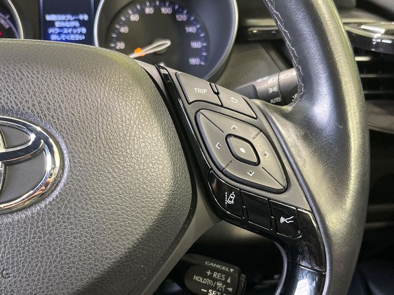 2018 Toyota C-HR DAA-ZYX10 (UW-6a6c14f49cb6f)[17]