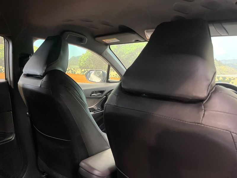 2019 Toyota C-HR 6AA-ZYX11 (UW-6a6c14f71a46f)[14]