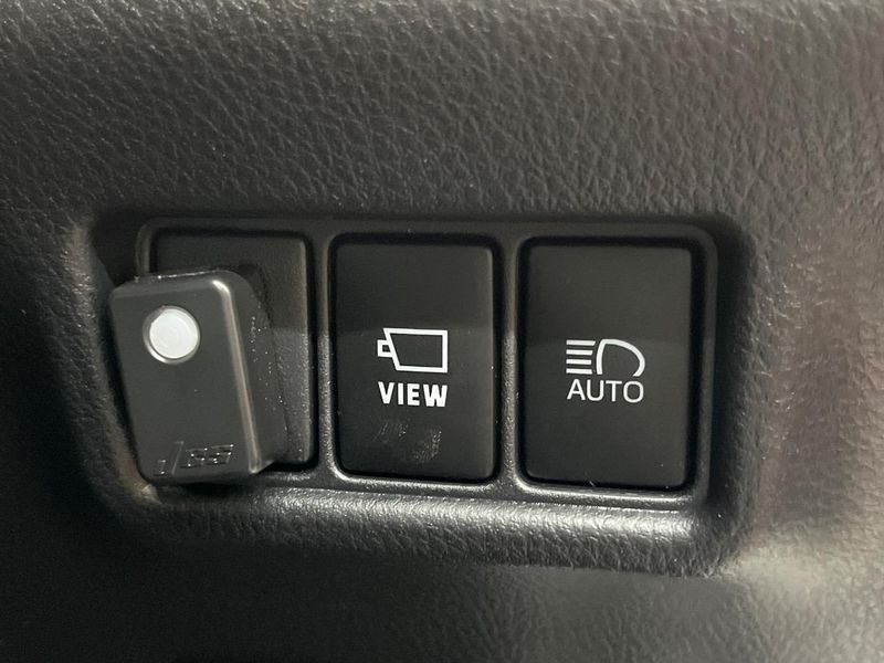 2019 Toyota C-HR 6AA-ZYX11 (UW-6a6c14f71a46f)[19]