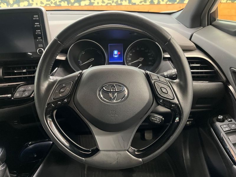 2019 Toyota C-HR 6AA-ZYX11 (UW-6a6c14f71a46f)[16]