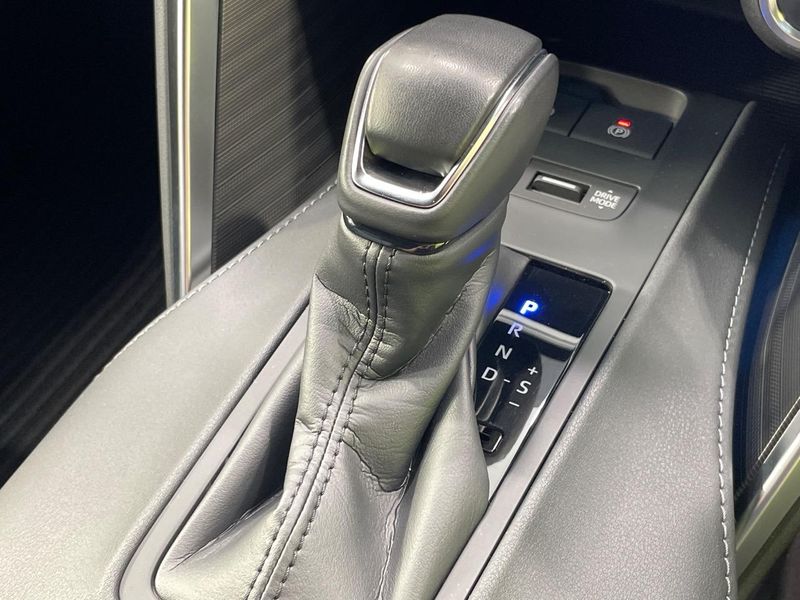 2024 Toyota Harrier Hybrid 6AA-AXUH80 (UW-6a6d6277ddd0c)[24]