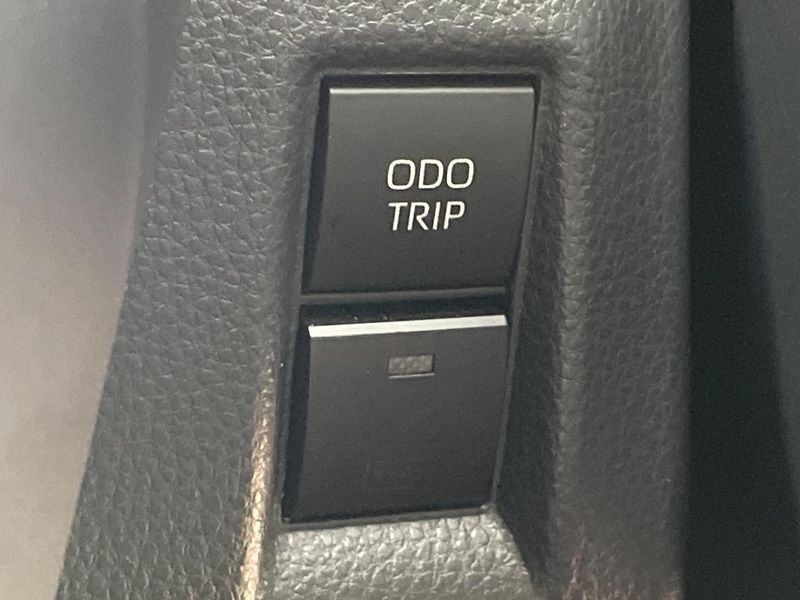 2024 Toyota Harrier Hybrid 6AA-AXUH80 (UW-6a6d6277ddd0c)[9]