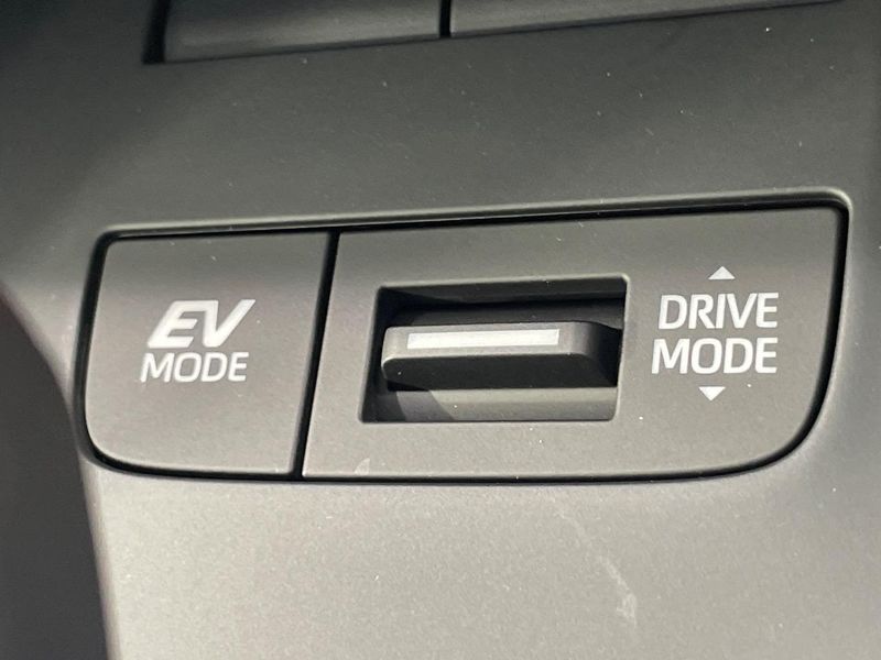 2024 Toyota Harrier Hybrid 6AA-AXUH80 (UW-6a6d6277ddd0c)[23]