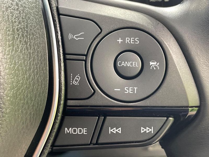 2024 Toyota Harrier Hybrid 6AA-AXUH80 (UW-6a6d6277ddd0c)[18]