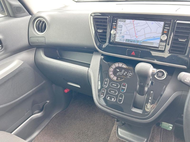 2015 Mitsubishi eK Space DBA-B11A (UW-6a6d628d34806)[13]