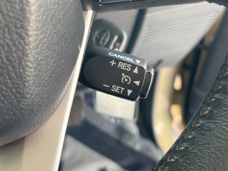 2025 Toyota Land Cruiser 70 3DA-GDJ76W (UW-6a6d6319779d2)[14]