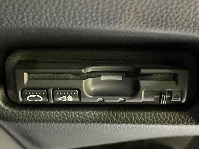 2013 Honda Fit DBA-GK3 (UW-6a6d632d21715)[12]