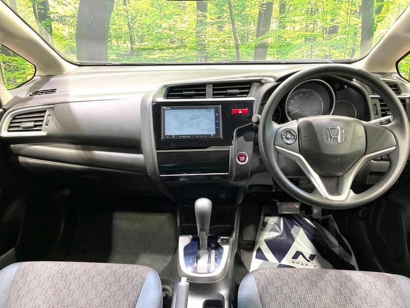 2013 Honda Fit DBA-GK3 (UW-6a6d632d21715)[4]