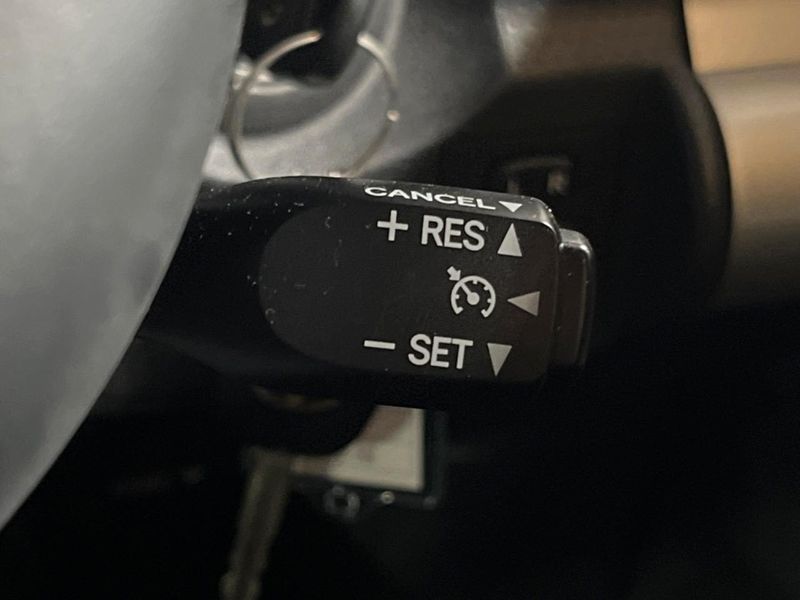 2013 Toyota FJ CRUISER CBA-GSJ15W (UW-6a6d634191a17)[20]