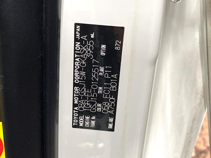 2013 Toyota FJ CRUISER CBA-GSJ15W (UW-6a6d634191a17)[1]