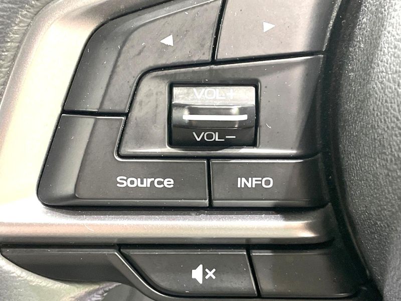 2017 Subaru Impreza Sport DBA-GT2 (UW-6a6d6343245ae)[17]