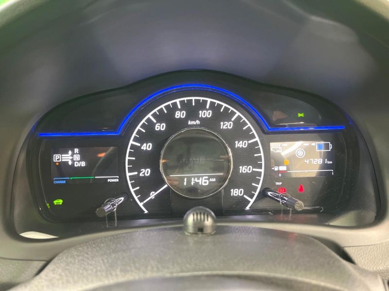 2017 Nissan Note DAA-HE12 (UW-6a6d635df4125)[27]