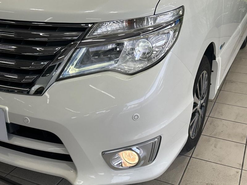 2015 Nissan Serena DAA-HFC26 (UW-6a6d636ec04fb)[20]