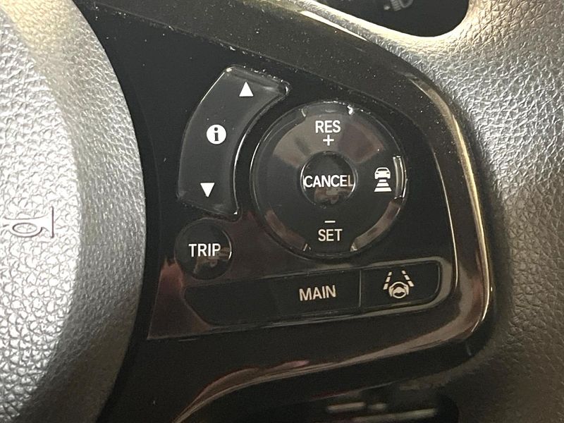 2020 Honda N-BOX CUSTOM 6BA-JF3 (UW-6a6d63a7b4c1c)[29]