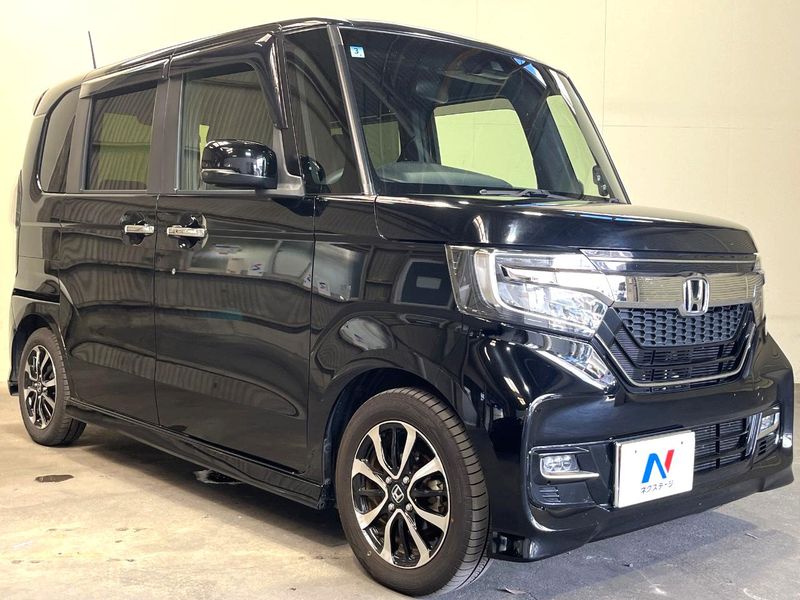 2020 Honda N-BOX CUSTOM 6BA-JF3 (UW-6a6d63a7b4c1c)[16]